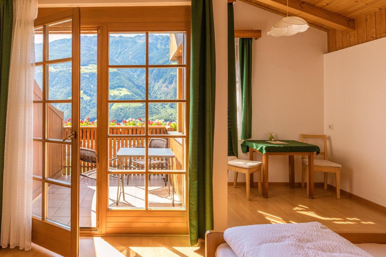 Gasthof Falkenstein Naturns Eksteriør billede